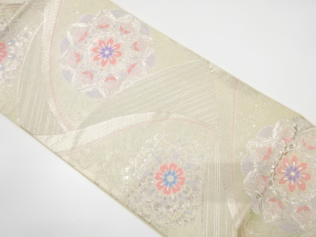 華紋織り出し袋帯